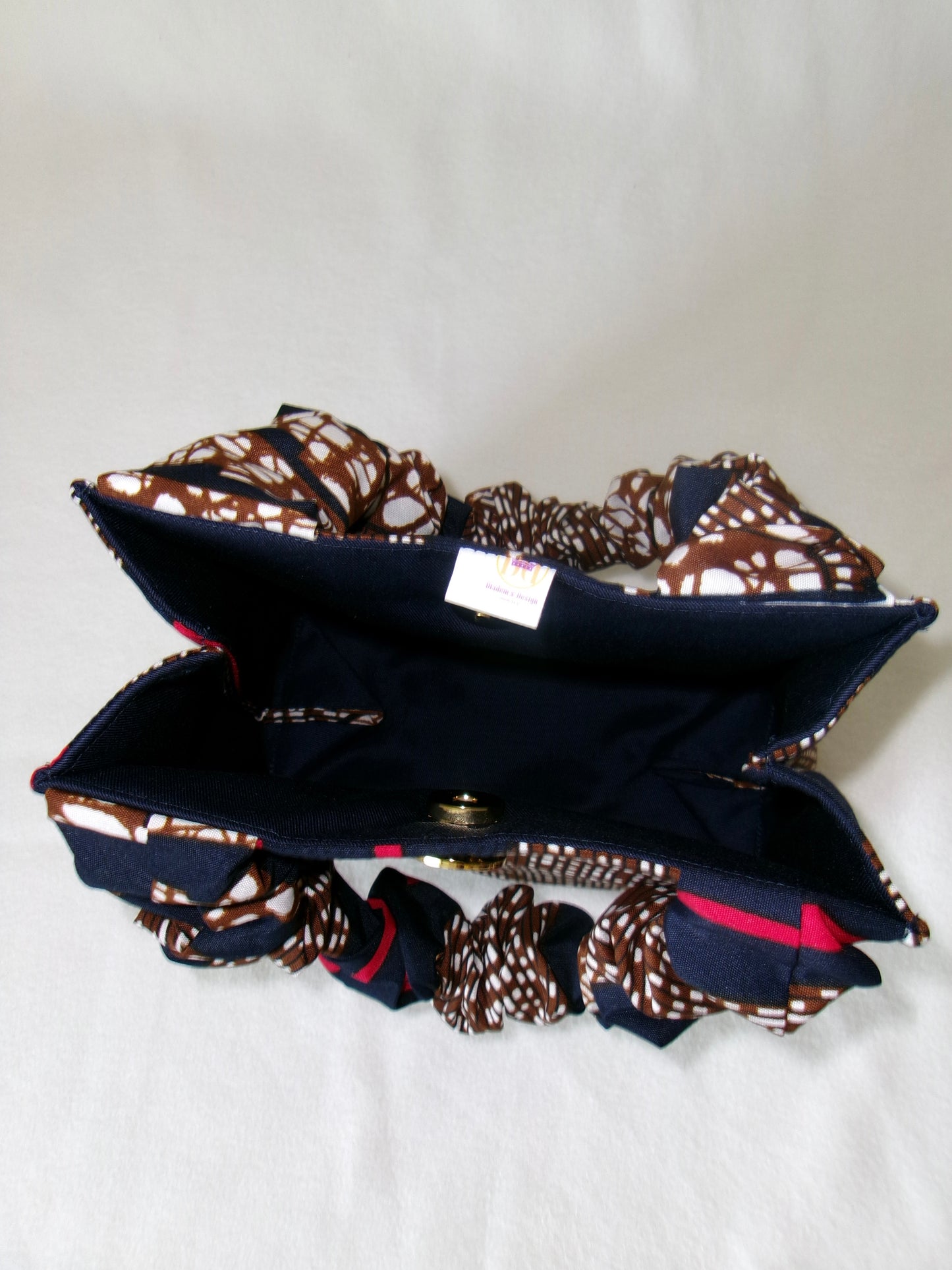 Adeya Scrunchie Bag
